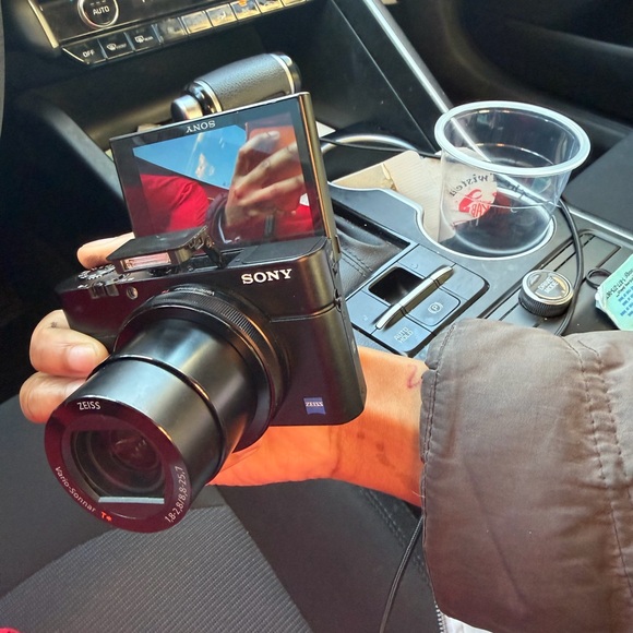 Sony RX100 M3 - Picture 9 of 9